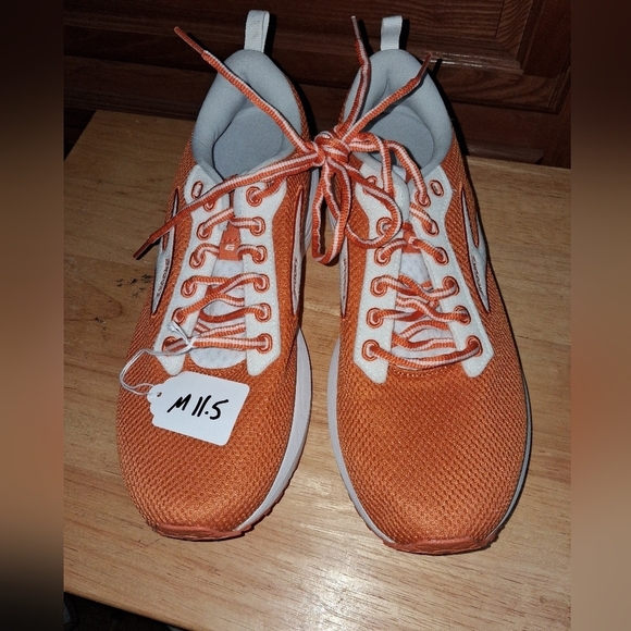 Brooks Vibrant Orange Running Shoes main image 9